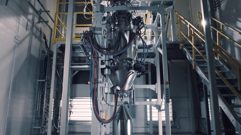 6K’s microwave plasma technology, called UniMelt, uses beams of tightly controlled thermal plasma to melt or vaporize precursor materials into particles with precise sizes and crystalline phases. Pictured is a photo from 6K’s factory showing some of its large plasma equipment.