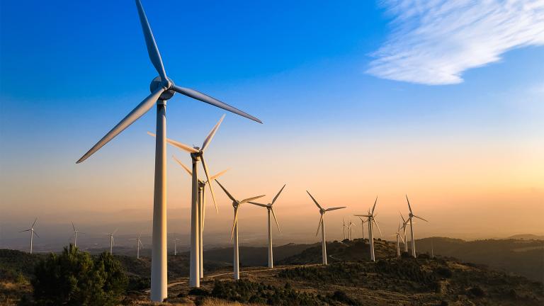 A new MIT study finds that the health benefits associated with wind power could more than quadruple if operators prioritized turning down output from the most polluting fossil-fuel-based power plants when energy from wind is available. 