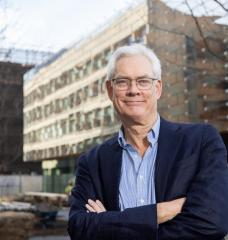 Among his other leadership roles on campus, Robert van der Hilst most recently served as co-chair of the faculty review committee for MIT’s Climate Grand Challenges in which EAPS researchers secured nine finalists and two, funded flagship projects. He also serves on the Institute’s Climate Nucleus to help enact Fast Forward: MIT’s Climate Action Plan for the Decade. 